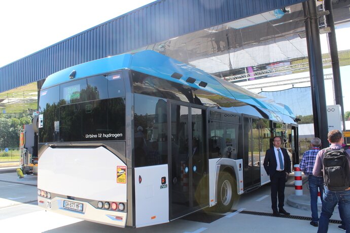 Photo d'un bus à hydrogène