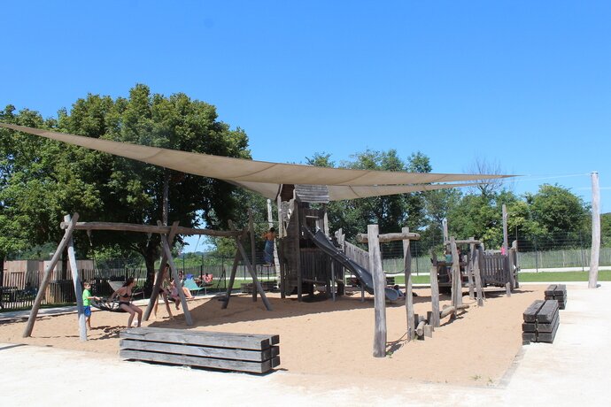 Photo d'une infrastructure de loisirs en bois