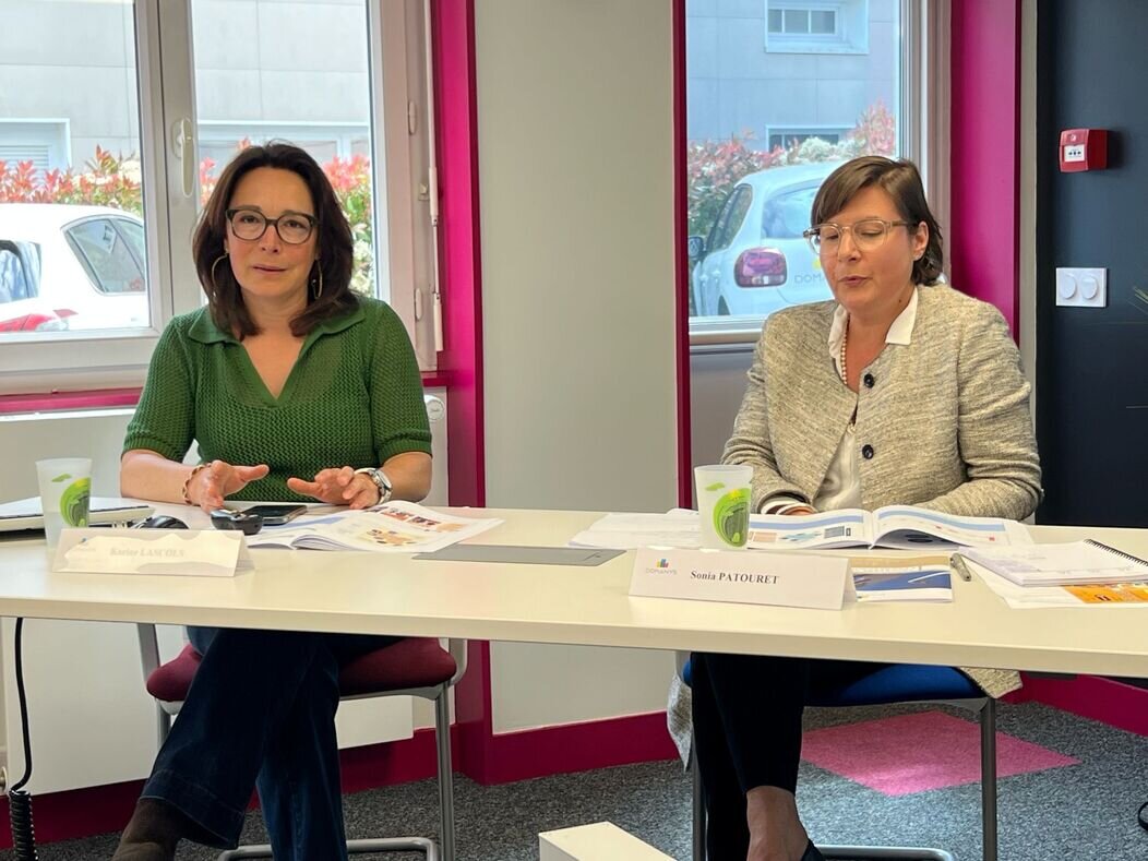 Photo de Karine Lascols et Sonia Patouret,