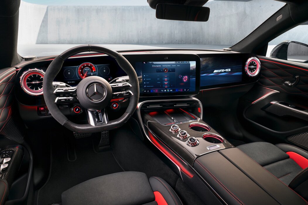 Photo de Mercedes AMG GT-4