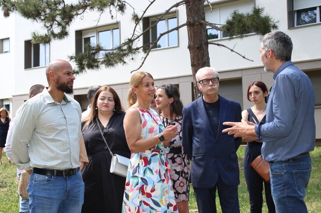 Photo de Nuray Akpinar-Istiquam, Nathalie Koenders et Michel Neugnot