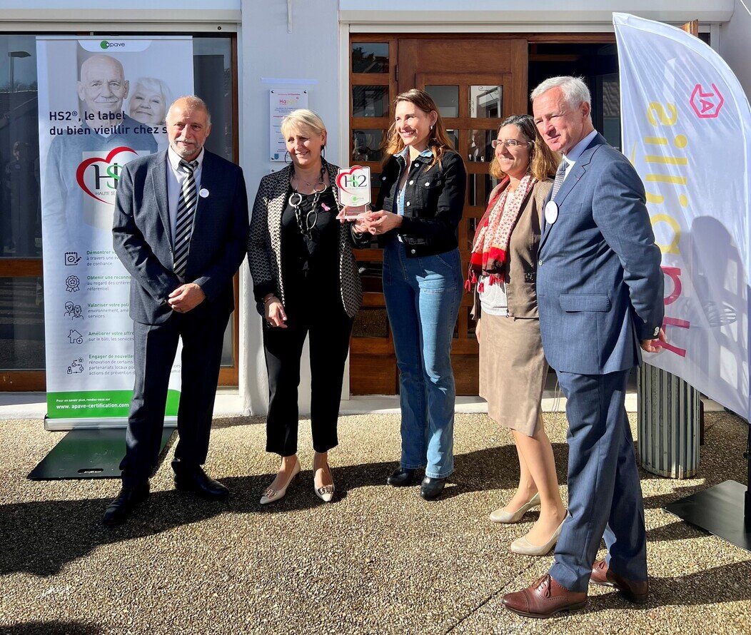 Photo de Marc Botin, Béatrice Gaulard, Véronique Grégoire, Nadia Bouyer et Jean-François Buet