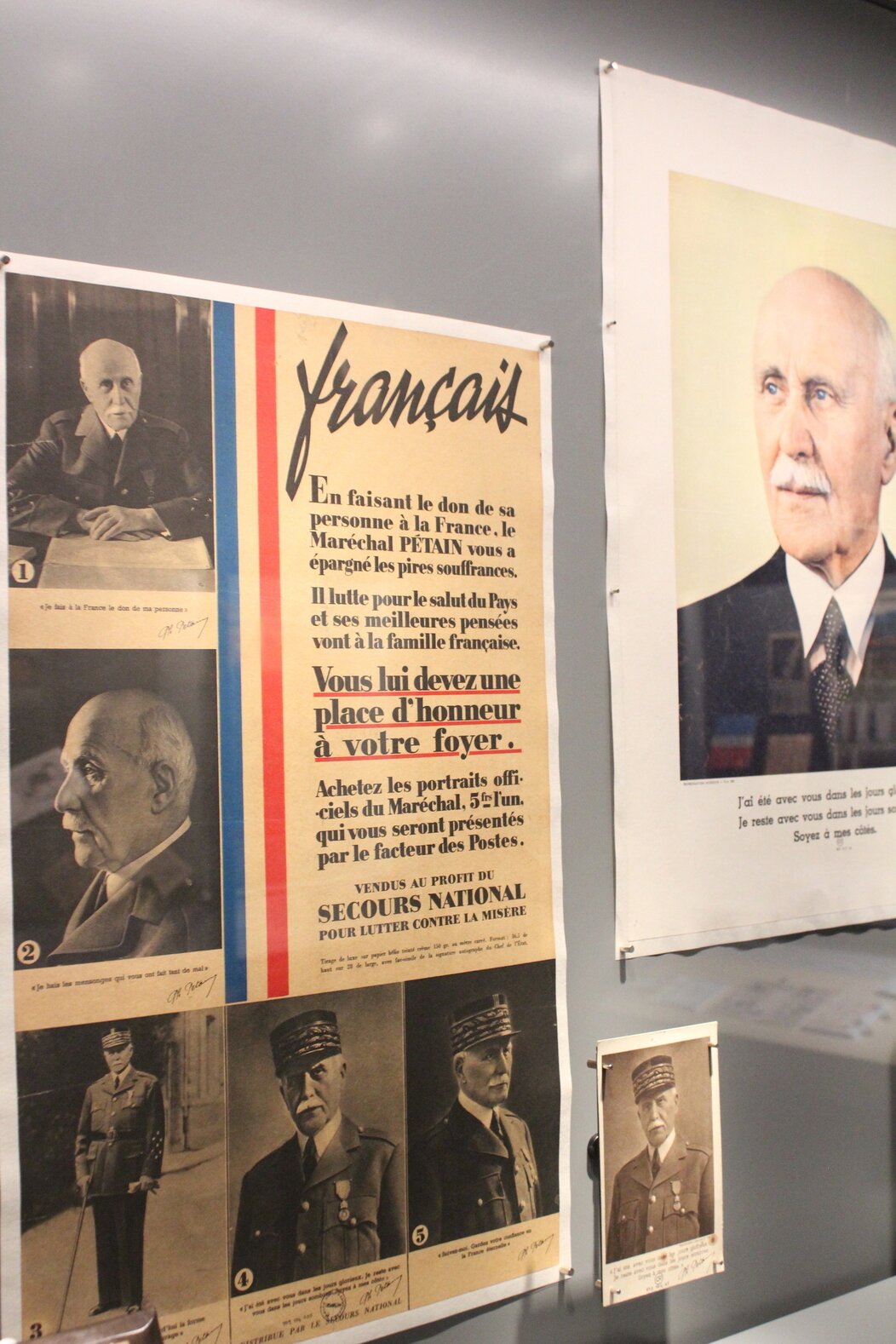 Photo d'affiche de propagande durant le régime de Vichy