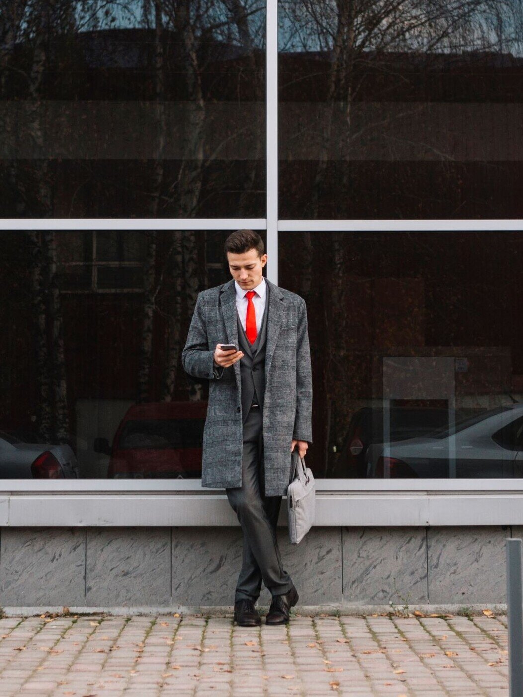 Businessman avec un portable 