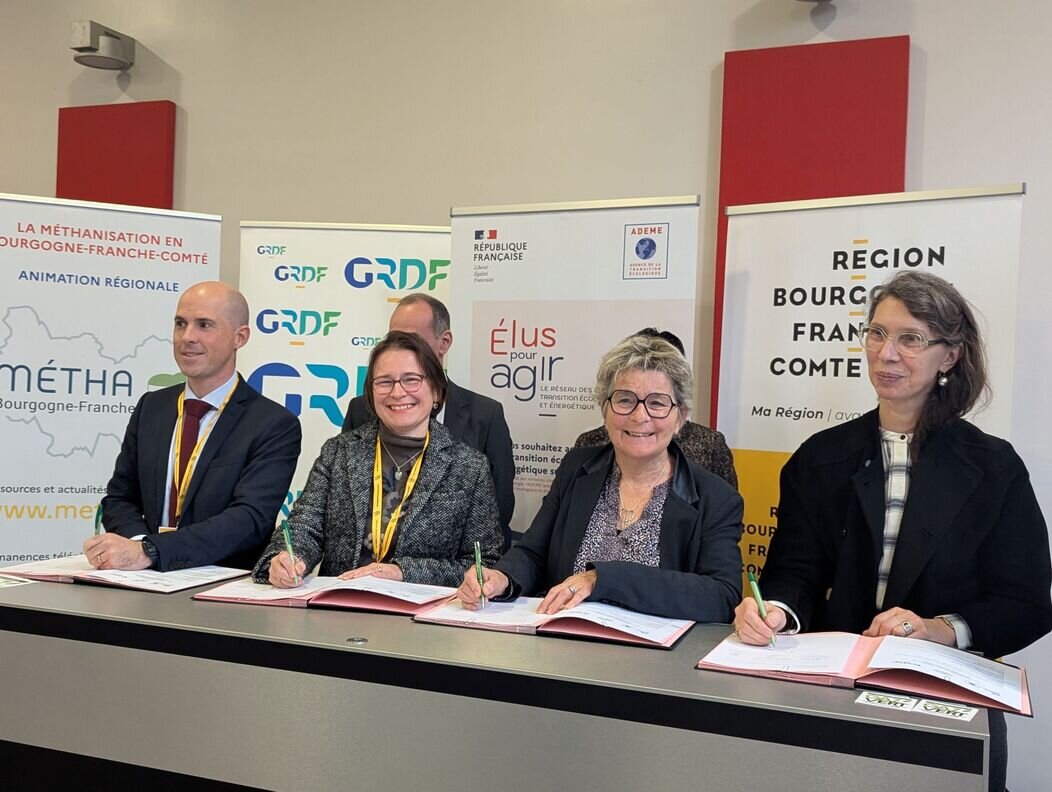 Photo de Brice Febvre, Adrienne Simon-Krzakala, Marie-Guite Dufay et Anne Coste de Champeron