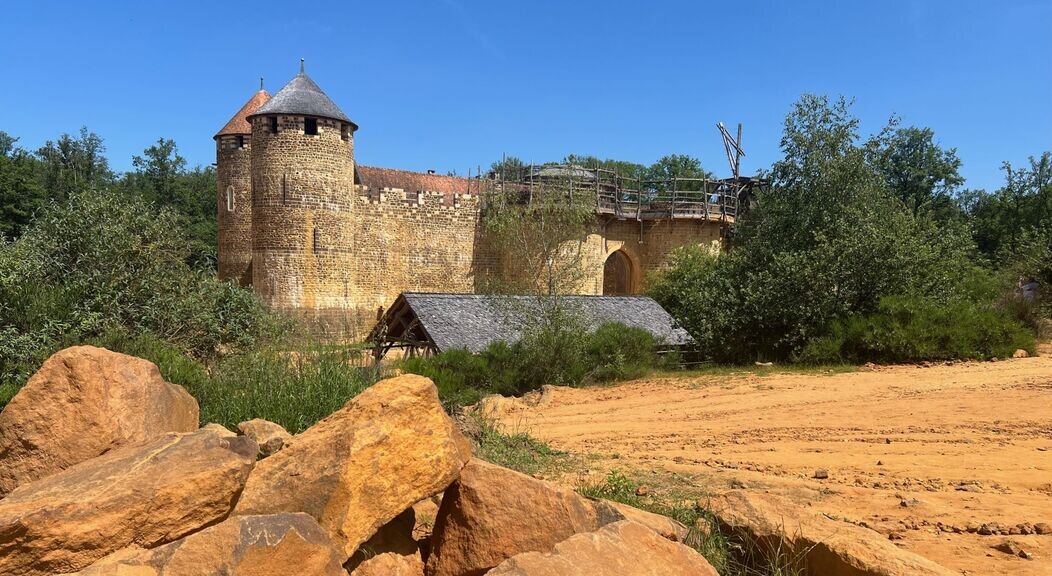 Photo du château-fort de Guédelon