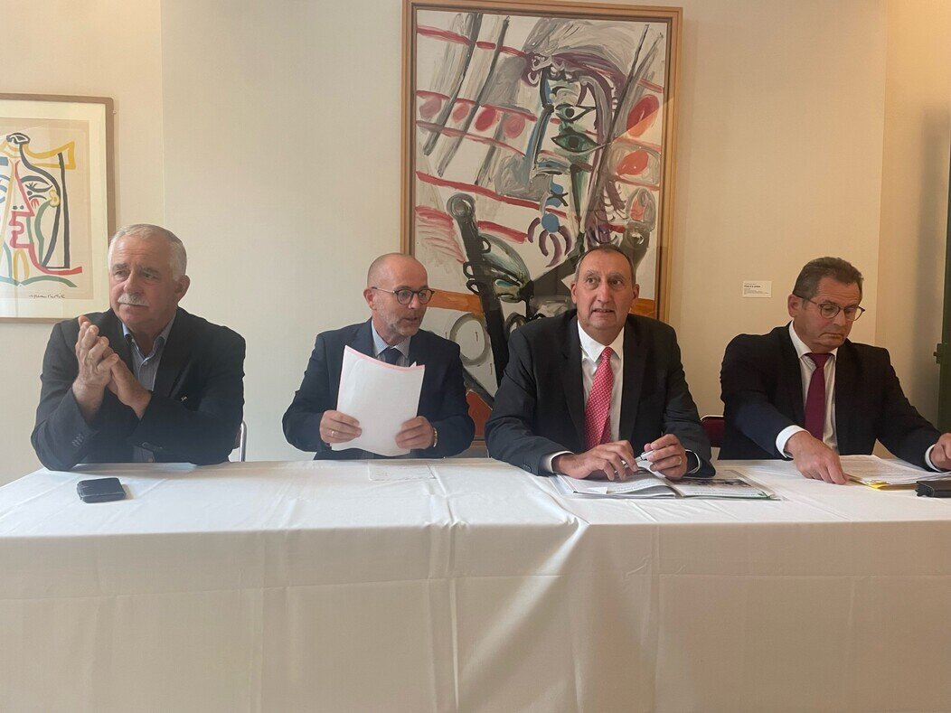 Photo de André Villiers, Jean-Baptiste Lepetz, Grégory Dorte, Jean-Luc Givord