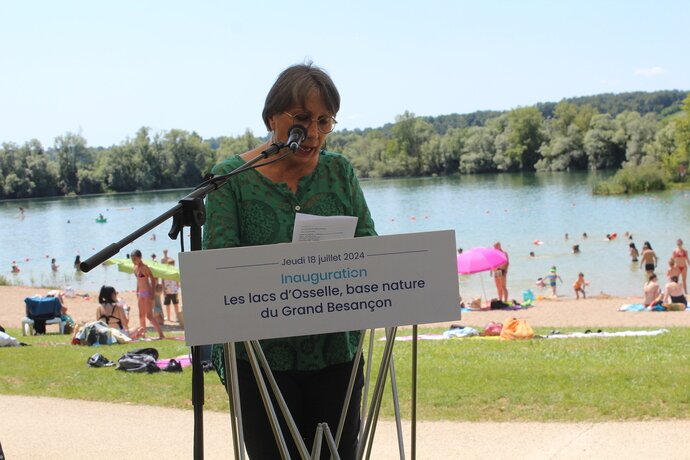 Photo d'Anne Vignot lors de l'inauguration