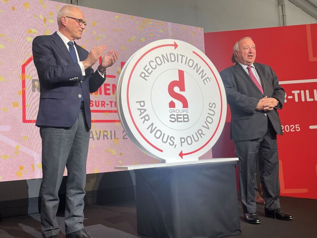 Photo du préfet de Côte-d'Or et de la région BFC avec Thierry de la Tour d'Artaise